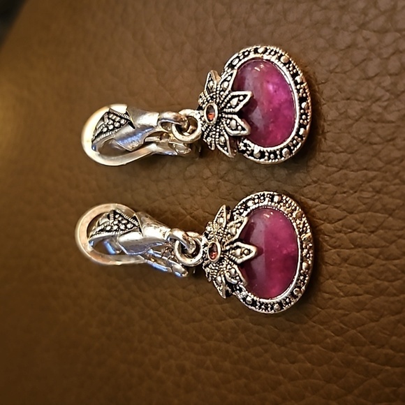 PREMIER DESIGNS Victorian Old Hollywood Floral Purple Gem Drop Post Earrings - Picture 3 of 8
